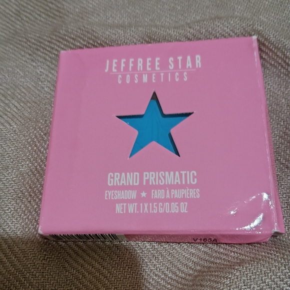 Jeffree Star Eyeshadow in Grand Prismatic . - Picture 1 of 2